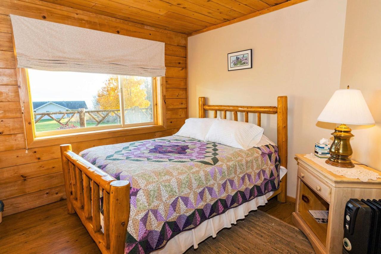 Juneberry Lodge Homer Eksteriør billede