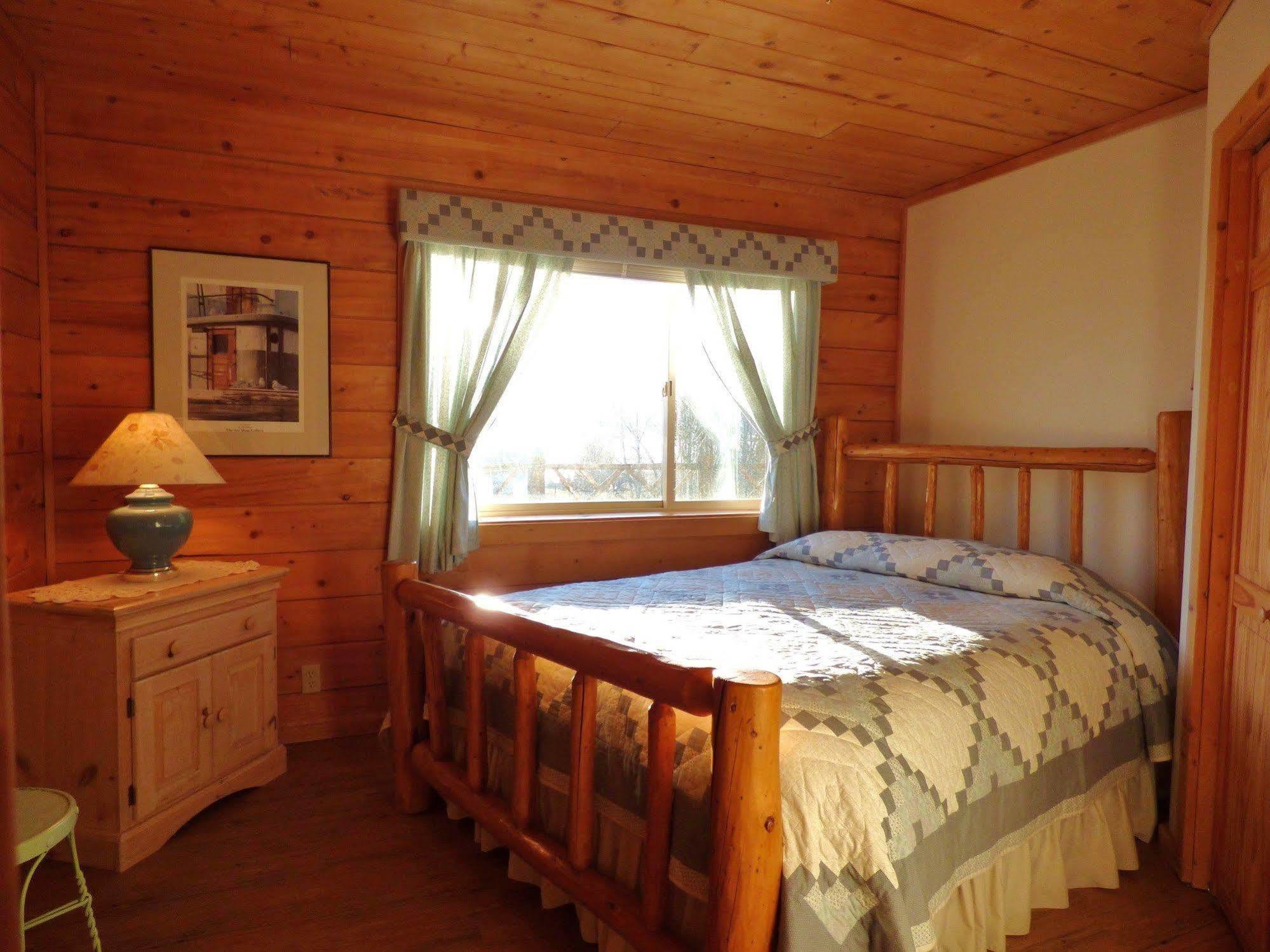Juneberry Lodge Homer Eksteriør billede